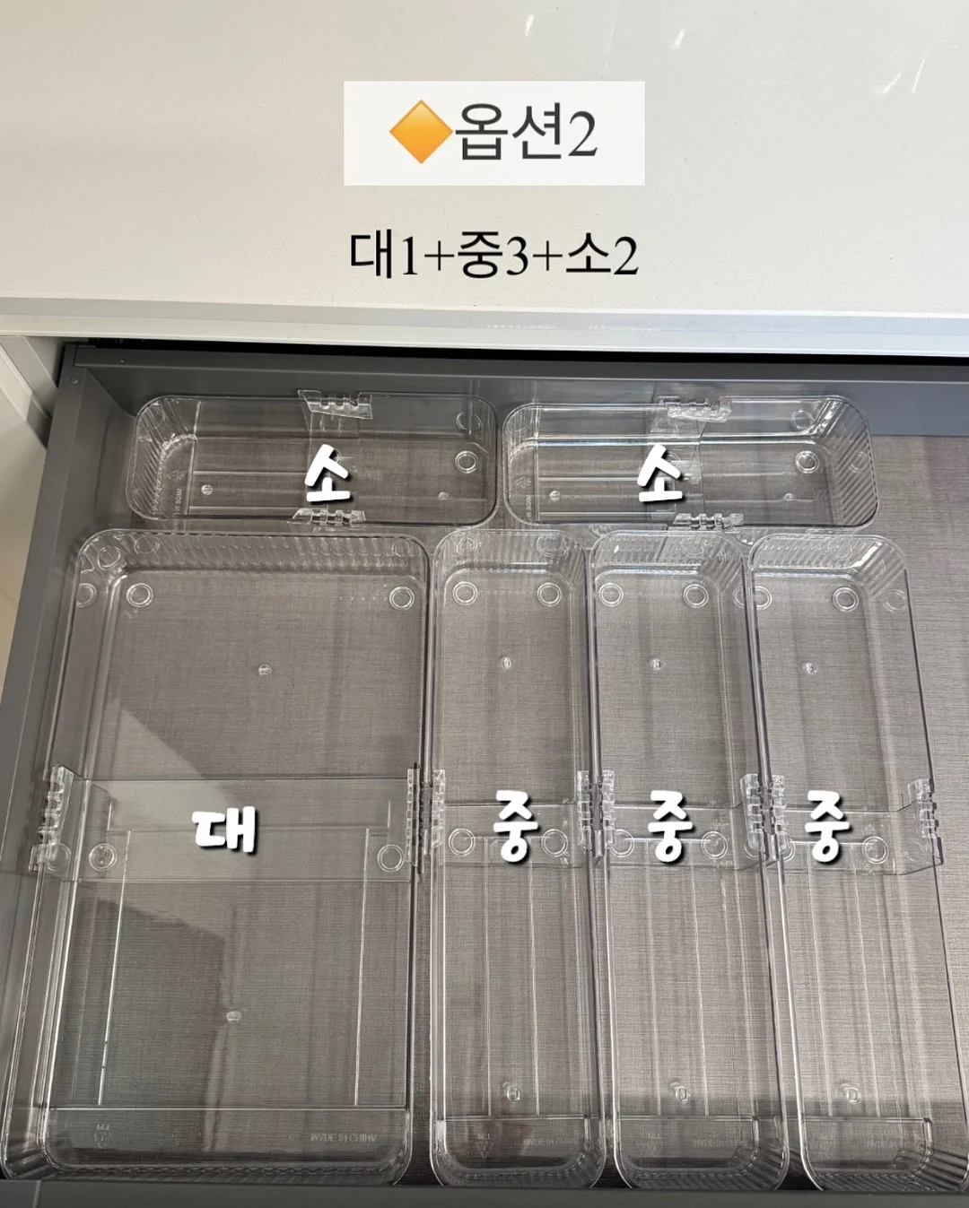 디어이샤 흑백 청첩장 10