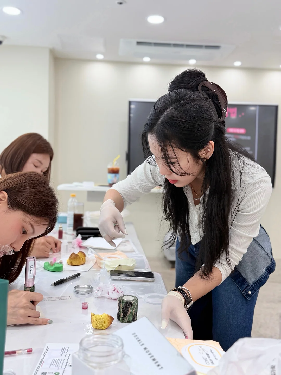 엔그로운 아기 원목 독서대/책장/스툴 2