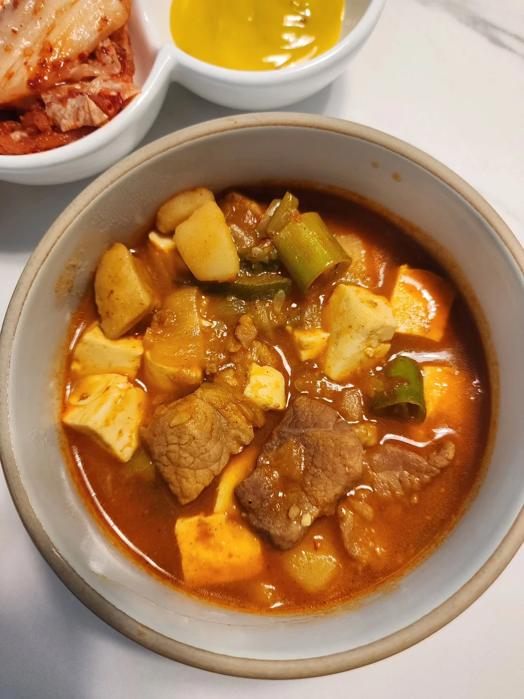 비오엠 라이트 온 인 샤워 바디 톤업크림 7