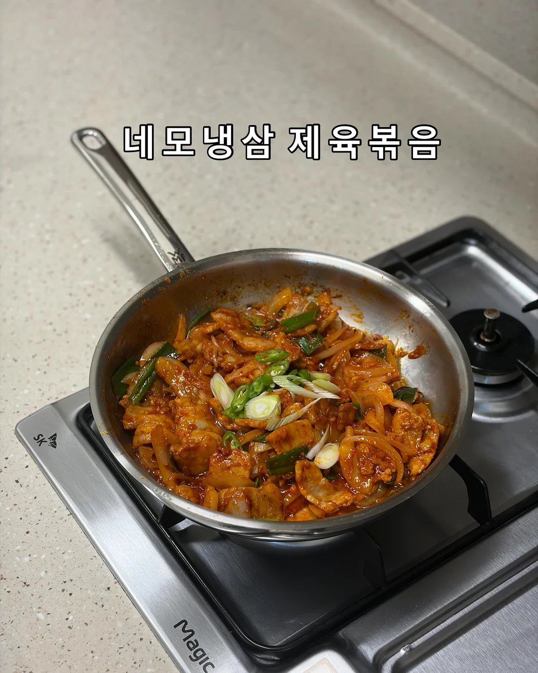회전 책꽂이 4