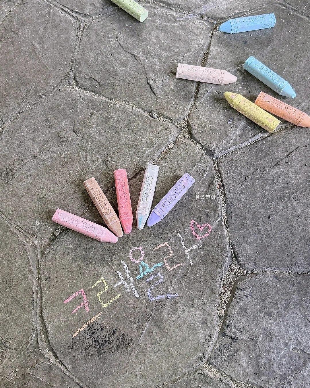 로고 1