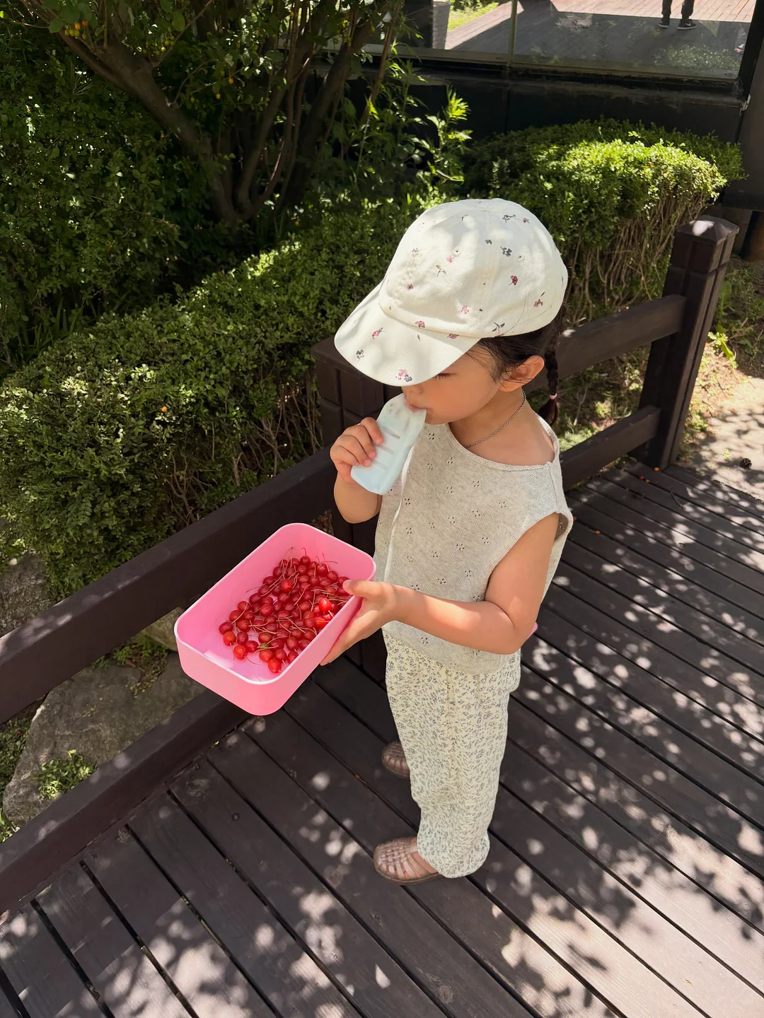 다이아퀄팅 스트레이트 데님팬츠 11